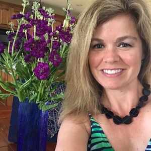 Meet your Posher, Carrie